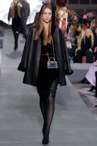 Look 40